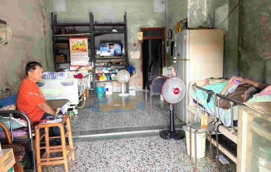 寒流強襲 愛心結凍 寒士吃飽30送禮到家倒數3周 經費仍缺4成！