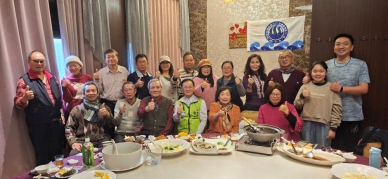 澎縣觀研會舉行第九屆第二次會員大會 觀研會成立35年 擁抱澎湖每一天 社會處長周柏雅特別到場致詞勉勵表示：他來澎湖任職近2年，參加很多社團活動，看到各社團對澎湖家鄉土地都竭盡心力在奉獻地方，讓他非常感動；尤其參加觀研會會員大會，看到榮譽理事長洪疇雲、高金蘭理事及吳琇鈴理事的專業分享，讓他留下極深刻及極美好印象；特期許繼續發揮長才，持續推動澎湖觀光發展，共同為幸福澎湖而行。