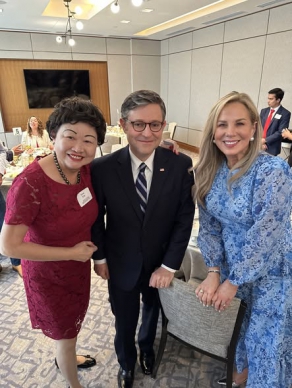 警界孔子高哲翰講座教授點評美國德州健康與科學大學創辦人林曹平惠前校長「中醫東傳西揚」華人之光