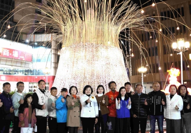 2026北港燈會「潮光潮」2/14登場 主燈《海之巨樹-光之潮的祈禱》絢麗試燈！