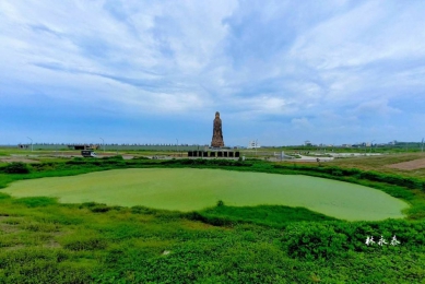 重光休憩專用區啟用近4年 目前完成規劃即將公告招商  期間於114年順利完成可行性評估（含公聽會）及先期規劃，廣泛蒐集地方意見，確保開發內容能兼顧公共利益與市場可行性。本案採BOT（新建－營運－移轉）模式辦理，主體設施定位為「觀光遊憩設施」，規劃包含渡假旅館、主題餐飲、親子遊憩設施及康養中心等多元空間，期盼能藉此串聯周邊觀光資源，強化澎湖觀光服務的質與量。