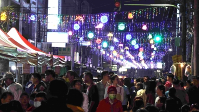 雲林東勢光藝節熱鬧啟燈迎新春 光雕秀點亮公所夜間新地標！