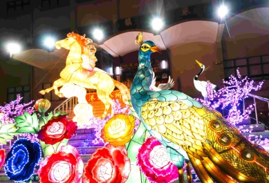 「潮光湧動‧匯聚北港」- 2026北港燈會「潮光潮」 春節期間觀展人次突破200萬！