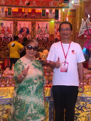 高哲翰講座教授從《暗光鳥新聞主持人》到「宮廟達人」宗教社會學觀察