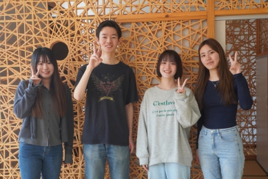 日本武藏野大學4名學生在大葉大學實習。（照片大葉提供）