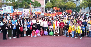 雲林北港萬年聖火引領千人踩街 駿馬呈祥慶元宵！