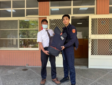 大陸藉男子旅遊遺失行李    和平警在半小時尋獲失物