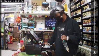 高雄五金行深夜遭歹徒持刀搶萬元現金4小時落網