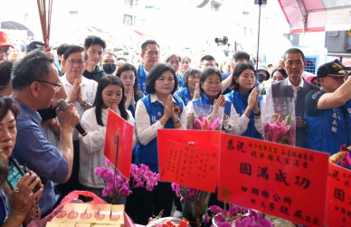 苗栗白沙屯媽祖抵雲林北港朝天宮 百萬信眾隨行場面震撼！