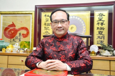 宮廟達人「警界孔子」高哲翰：命理界首席楊登嵙國師點評2026大甲媽回鑾安座圓滿落幕