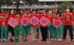員林市長游振雄（前排右4）向全市12047名兒童賀節。（照片公所提供）