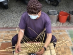世界展望會陪伴收入銳減弱勢家庭抗擊疫情  嘉義的竹編及縫紉培力班在無法外出工作嚴峻時期  將竹編作品帶回製作