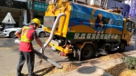 中市環保局回收PVC管改造吸塵器變身掃街小幫手