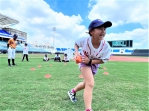 女孩打棒球很可以！台灣首位國際棒球女裁判劉柏君領軍 雲林縣政府攜手台農鮮乳、Kenji健司 推動崙背女孩幸福棒球教室！