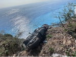 機車卡在懸崖｜蘇花公路24歲騎士摔落下方50公尺，無心跳、呼吸！