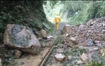 凱米颱風強風豪雨造成阿里山森林鐵路沿線多處受創 林鐵本線持續搶修停駛至8月底 以確保人車安全！