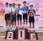 「全國中等學校自由車公路錦標賽」大村國中拿到國男組團體第1名。（照片縣府提供）