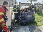 車毀人亡｜79歲翁駕車撞擊成功鎮路旁民宅圍牆