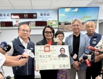 高齡換照年齡下修至70歲 沈文程當模範生分享換照經驗