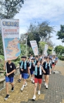 高雄旗津國小畢業禮物70生挑戰12公里徒步環島